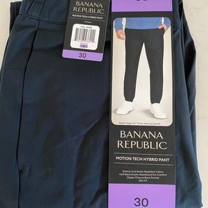 Banana Republic Motion Tech Hybrid Pant Size 30 True Black
